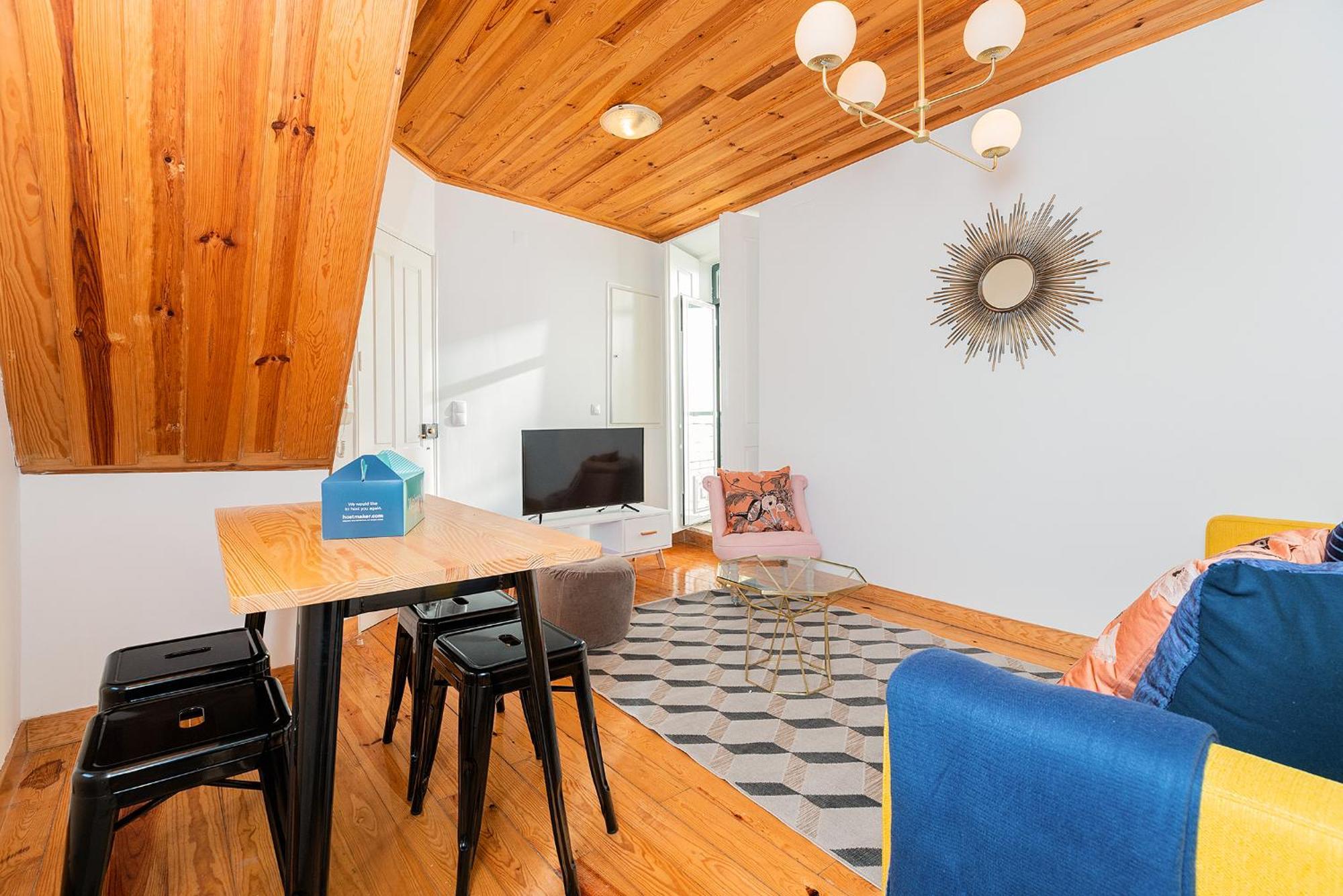 River View 1Bdr Apt In Alfama Close To Tram Lisbon Luaran gambar